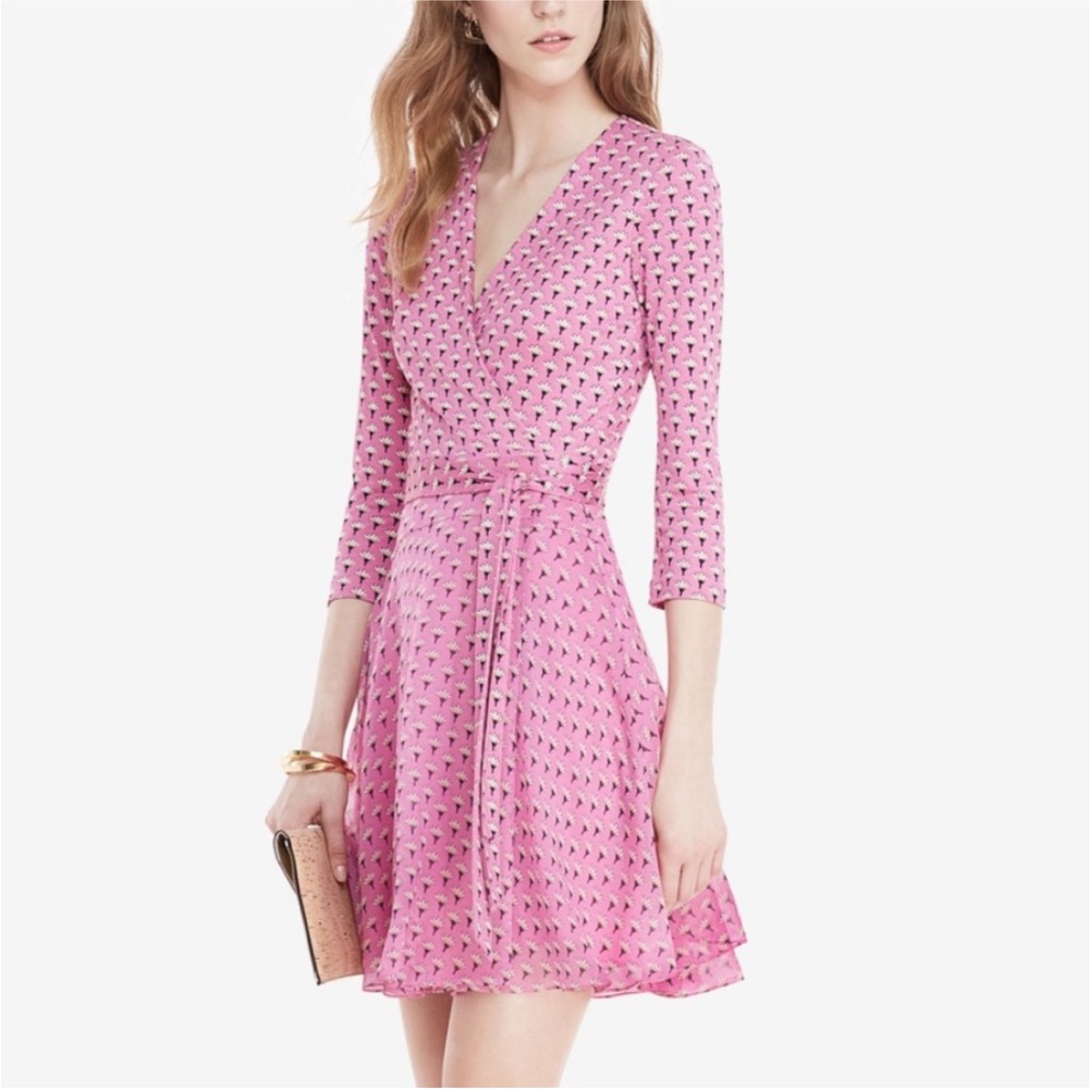 Diane VonFurstenberg Irina Wrap Dress Pink Lotus Flower Size 2
